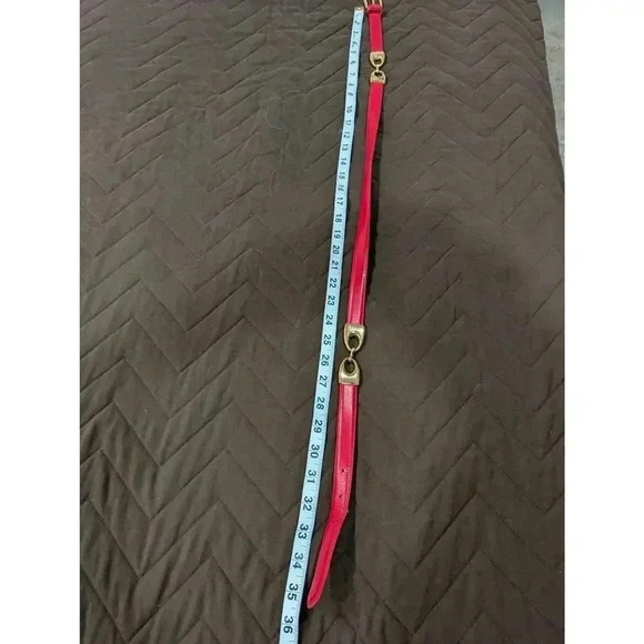 Women\'s thin red belt w/gold detailing Size M/L (32\